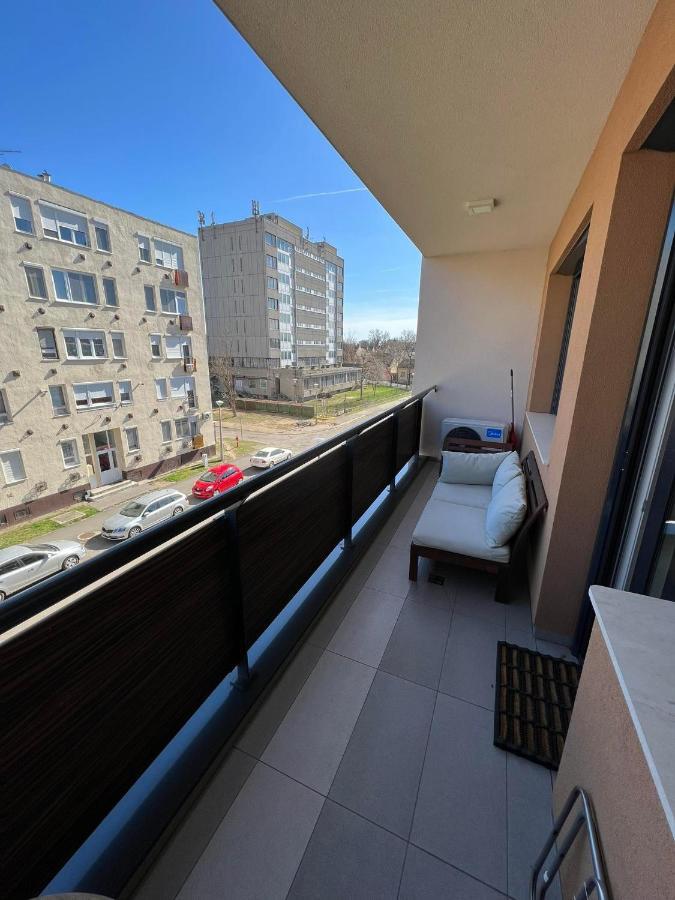 Big Forest Apartman Apartment Debrecen Ngoại thất bức ảnh