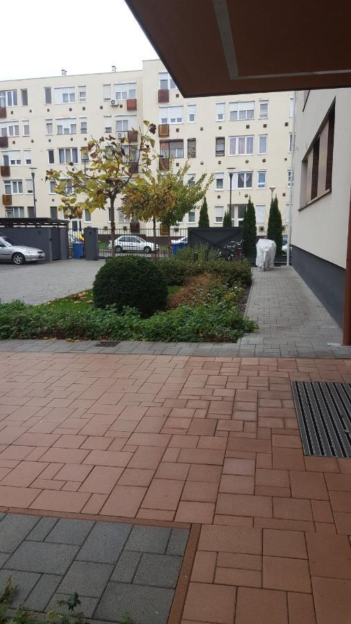 Big Forest Apartman Apartment Debrecen Ngoại thất bức ảnh
